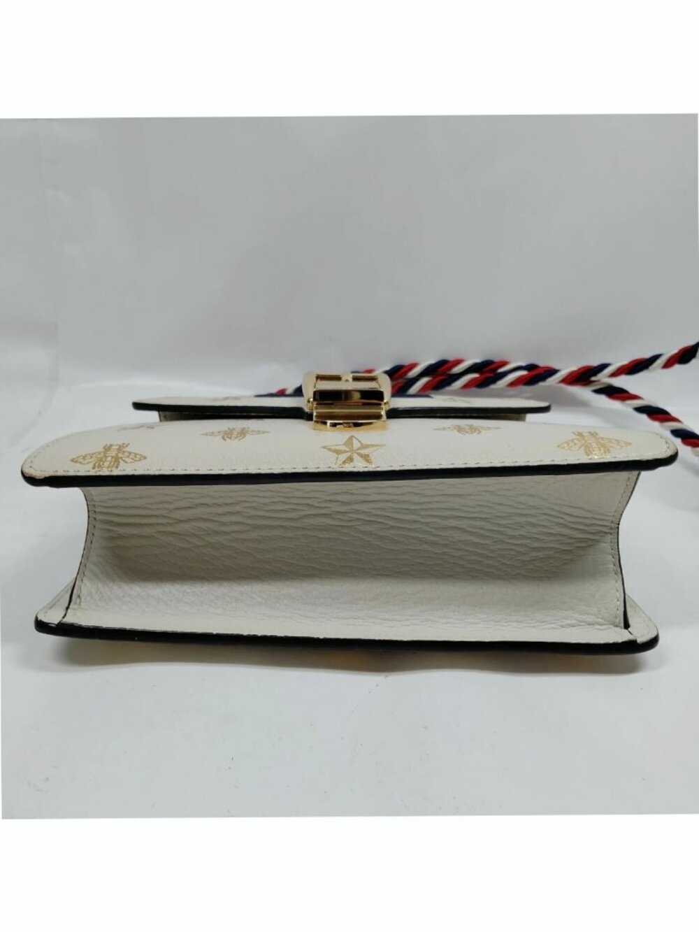 Authentic Gucci Sylvie Top Handle Bag Bee Star Leather Chain Strap - Picture 5 of 10